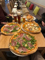 Pizza Prosciutto Mit Spinat Und Ei 30cm